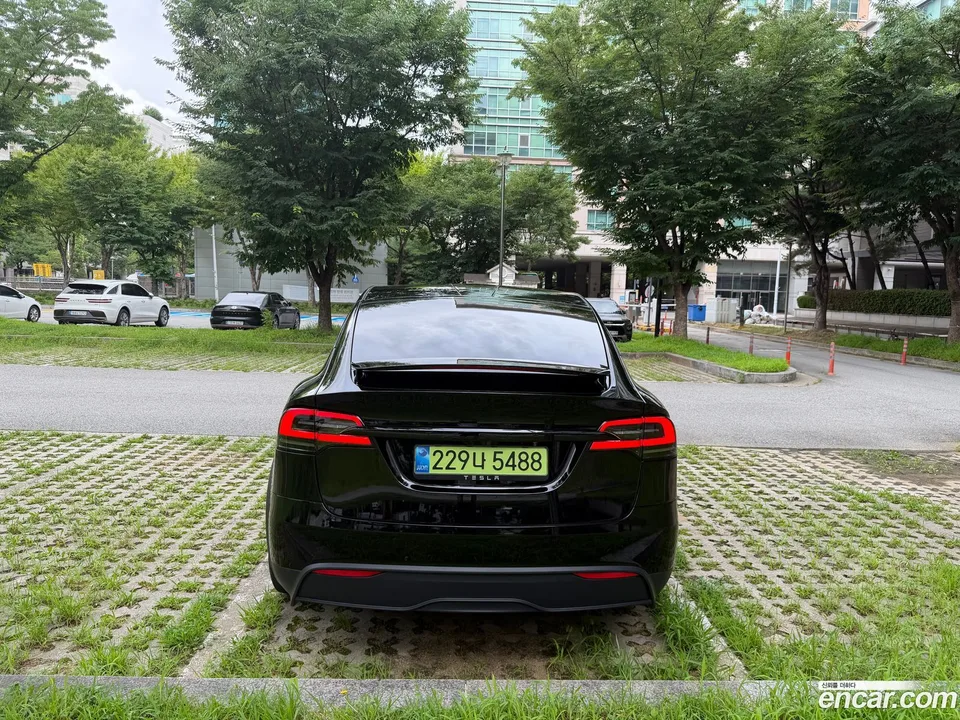 Tesla Model X AWD 2026 — thumbnail 4