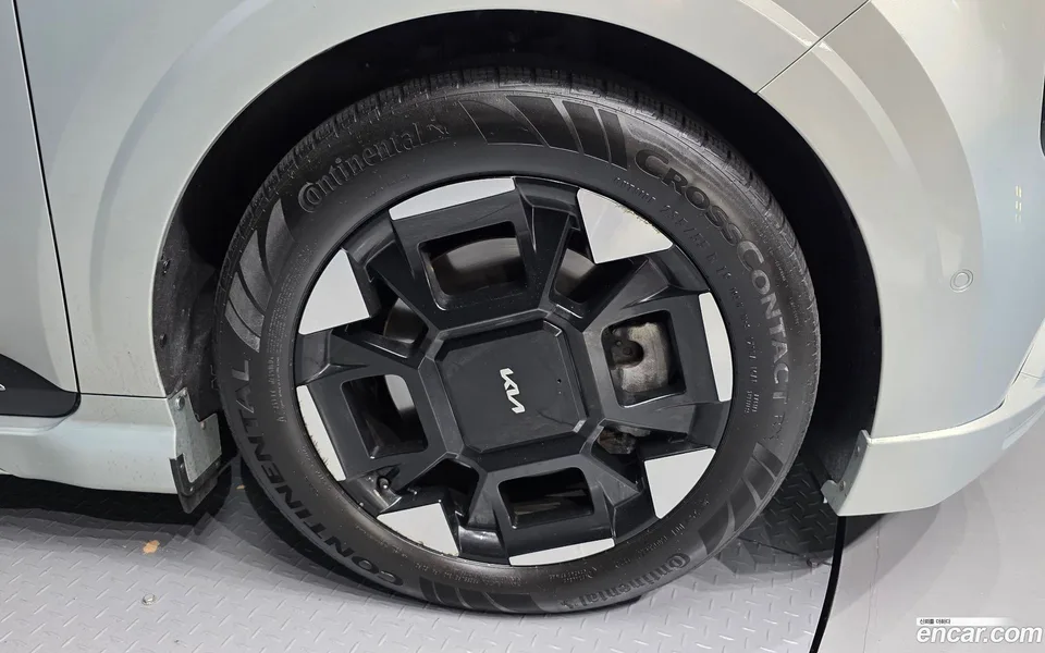 Kia Carnival 9 () 2024 — thumbnail 5