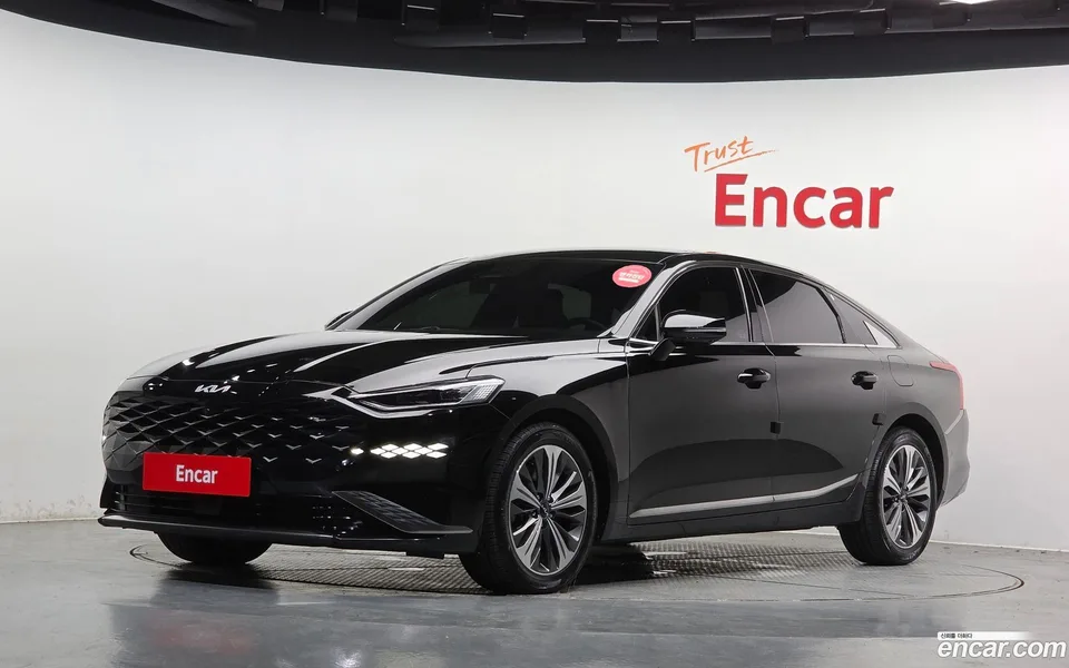 Kia K8 3.5 2WD 2022 — photo 1, buy with delivery to Moscow