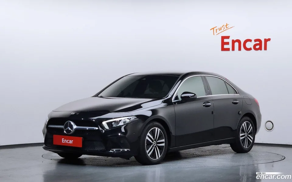 Mercedes-Benz A-Class A220 2022 — photo 1, buy with delivery to Moscow