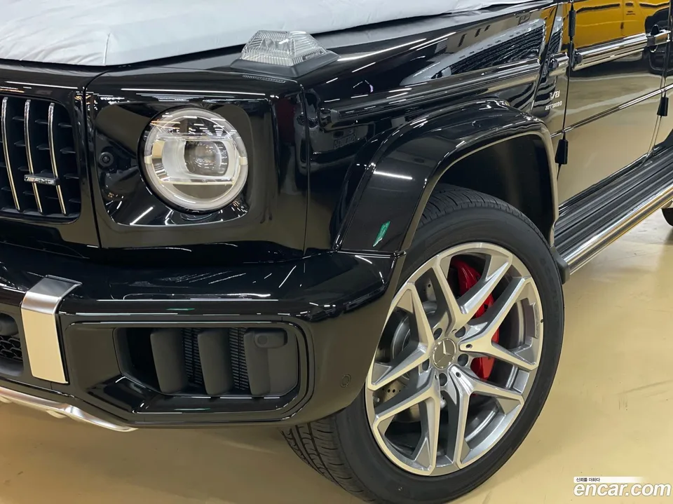 Mercedes-Benz G-Class AMG G63 2026 — thumbnail 2