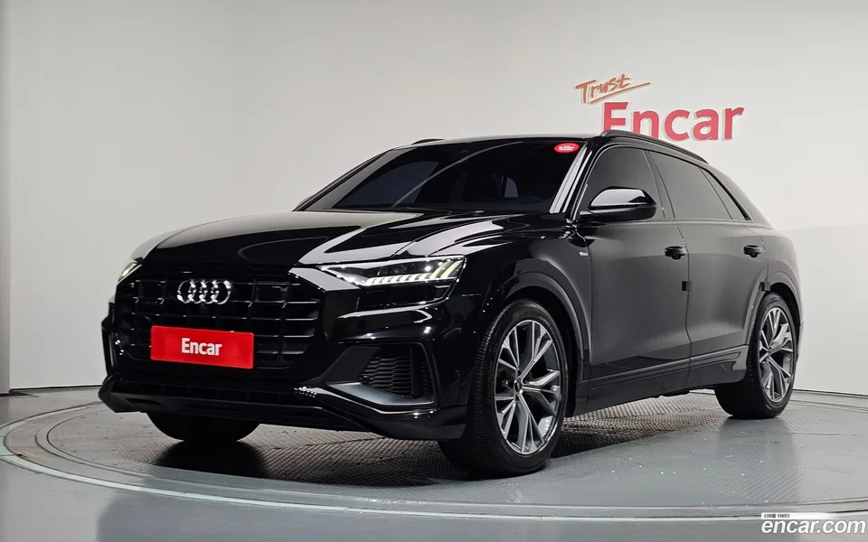 Audi Q8 (4M) 55 TFSI 2022 — фото 1, купить с доставкой в Москву