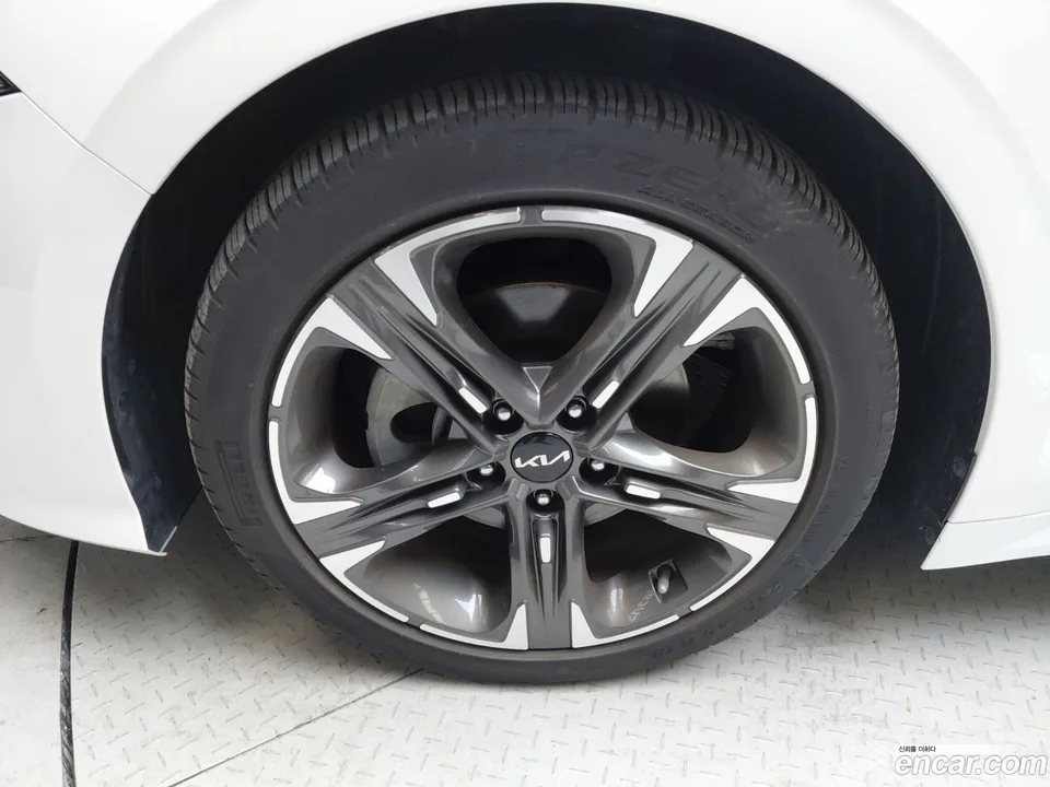 Kia K5 2.0 2022 — thumbnail 2