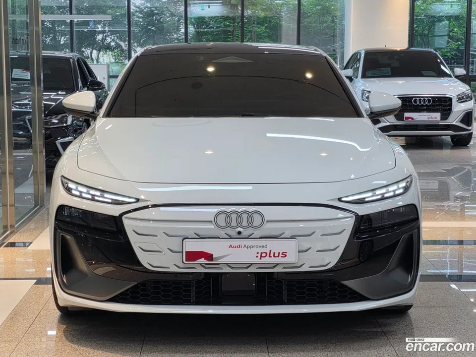 Audi A6 e- S Line 2025 — thumbnail 3
