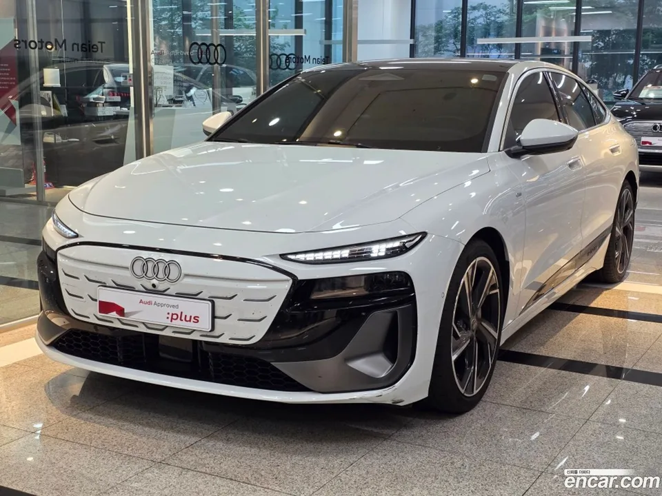 Audi A6 e- S Line 2025 — photo 1, buy with delivery to Moscow