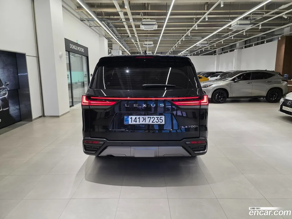 Lexus LX 700h VIP 2026 — thumbnail 4