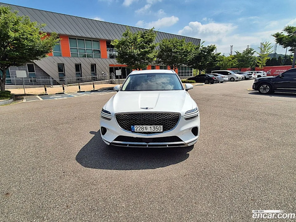 Genesis GV70 2.5T AWD 2023 — thumbnail 3