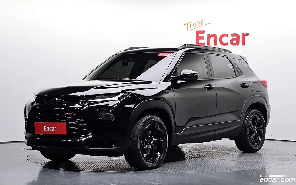 Chevrolet Trailblazer 1.3 4WD 2023 — photo 1, buy with delivery to Moscow