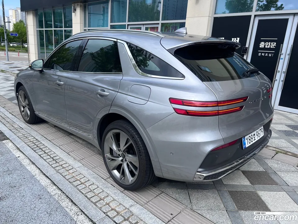 Genesis GV70 2.5T 2WD 2026 — thumbnail 3