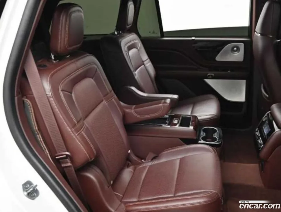 Lincoln Aviator 3.0 AWD 2022 — thumbnail 4