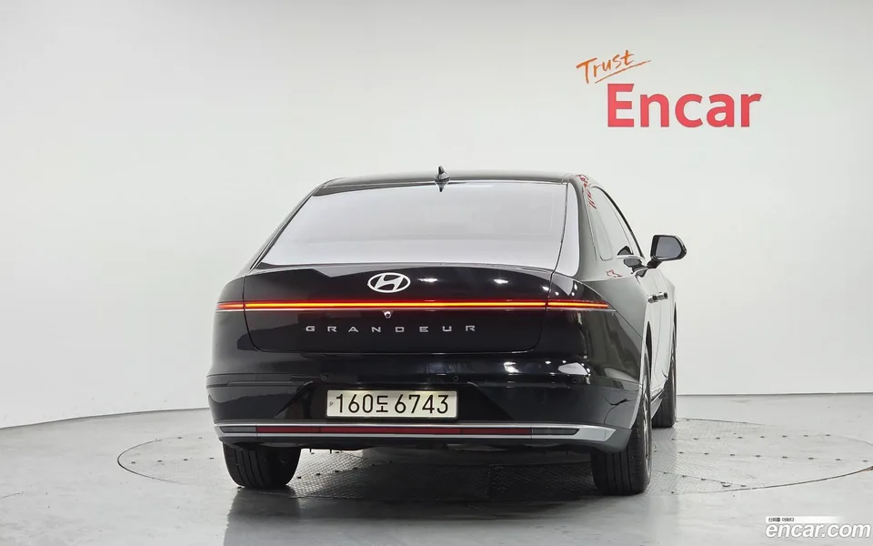 Hyundai Grandeur 2.5 2WD 2023 — thumbnail 4
