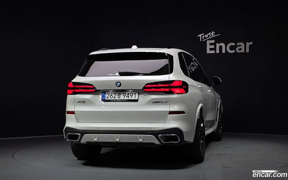 BMW X5 xDrive 30d M 2025 — thumbnail 4