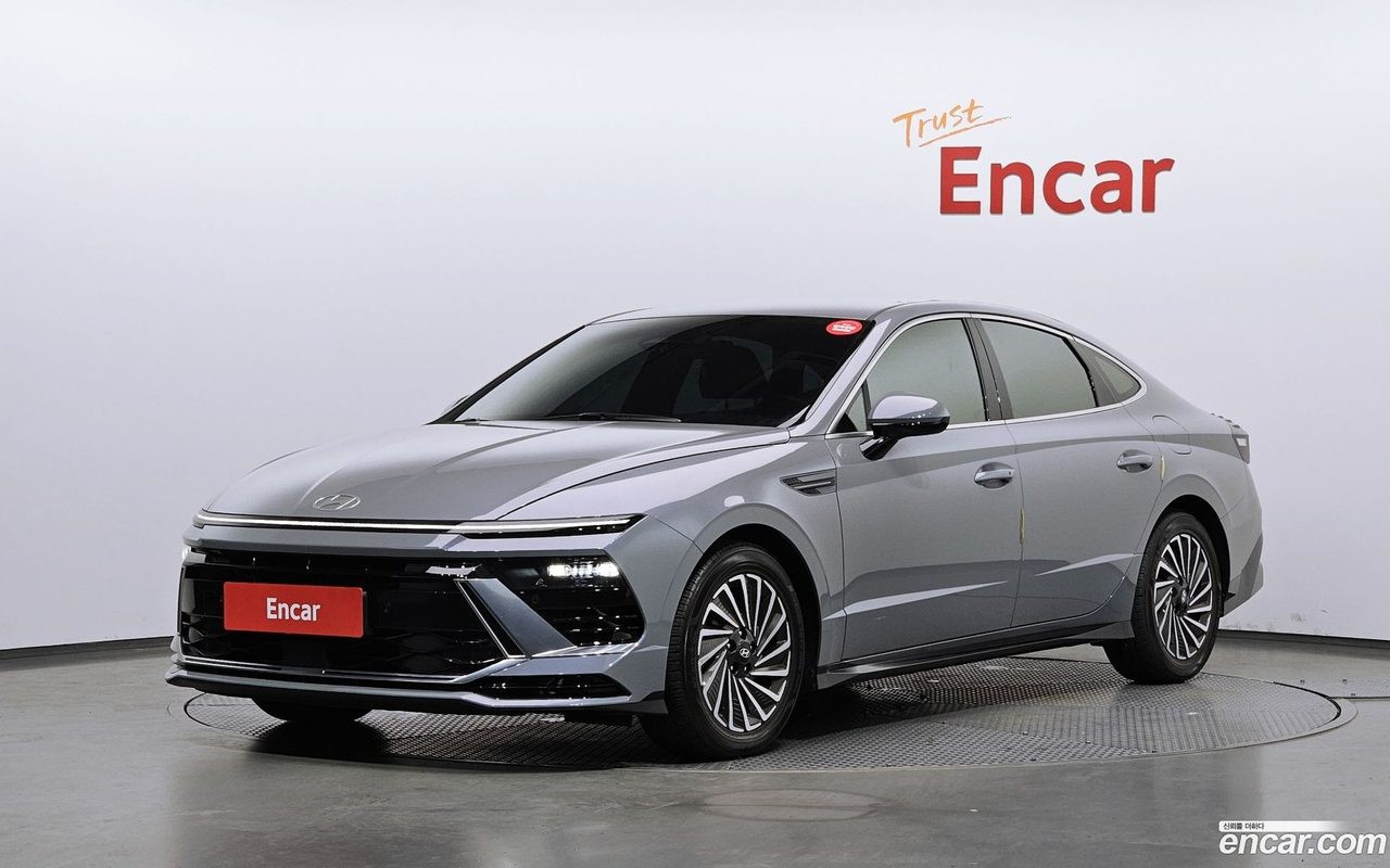 Hyundai Sonata The Edge Hybrid 2023