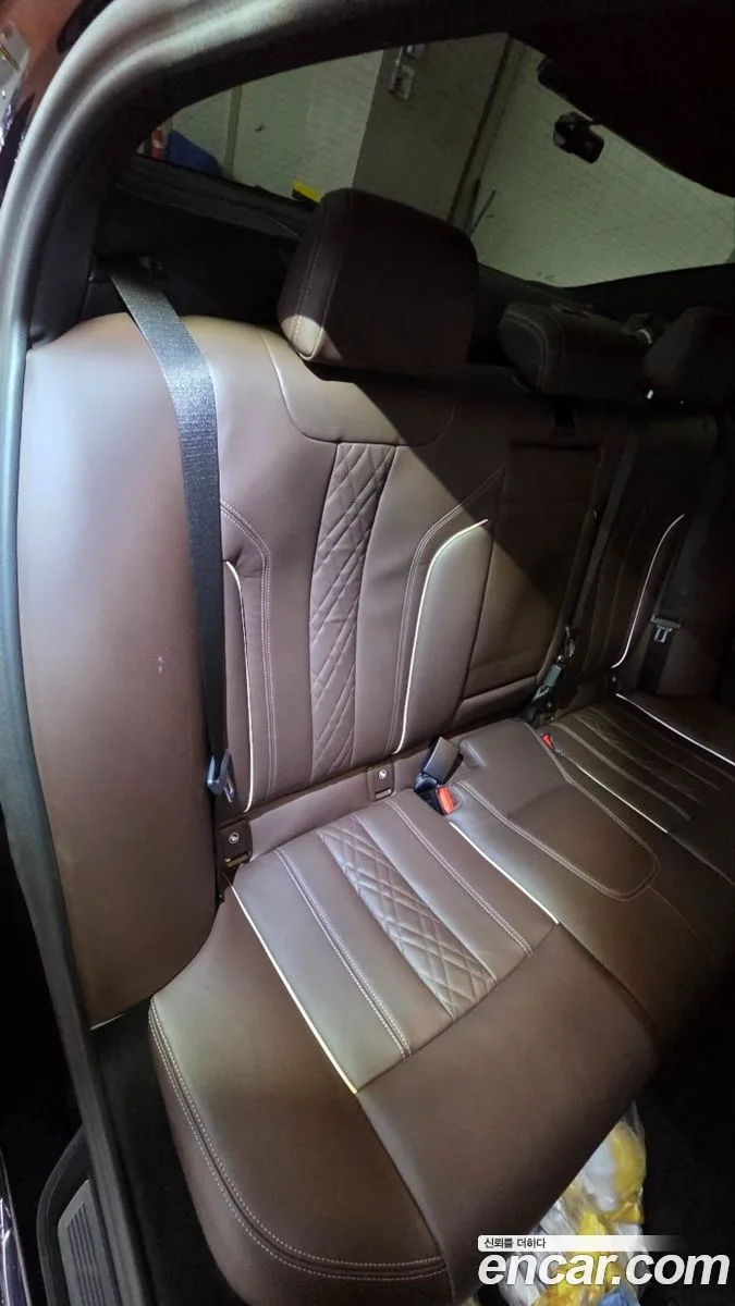 BMW 5 Series 530i M 2023 — thumbnail 3