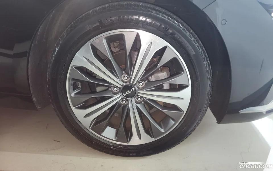 Kia K8 Hybrid 2022 — thumbnail 5