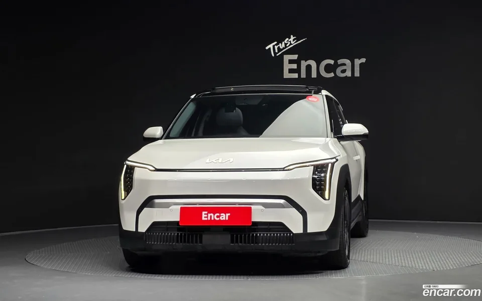 Kia EV3 2WD 2025 — thumbnail 3