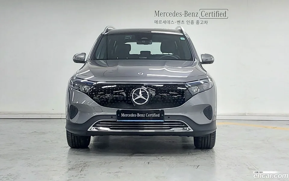 Mercedes-Benz EQB EQB300 4MATIC 2025 — thumbnail 3