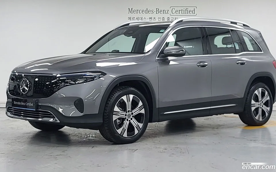 Mercedes-Benz EQB EQB300 4MATIC 2025 — photo 1, buy with delivery to Moscow