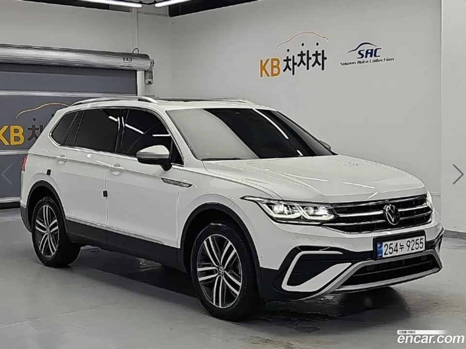 Volkswagen Tiguan Allspace 2.0 TSI 2024 — thumbnail 4