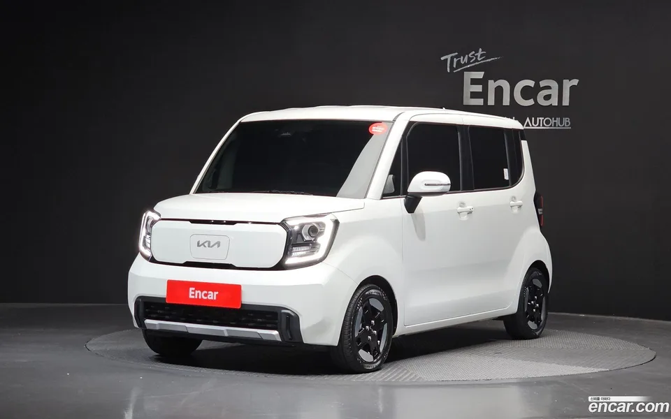 Kia Ray EV 2024 — photo 1, buy with delivery to Moscow