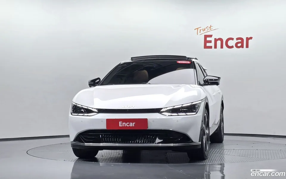 Kia EV6 2024 — thumbnail 3