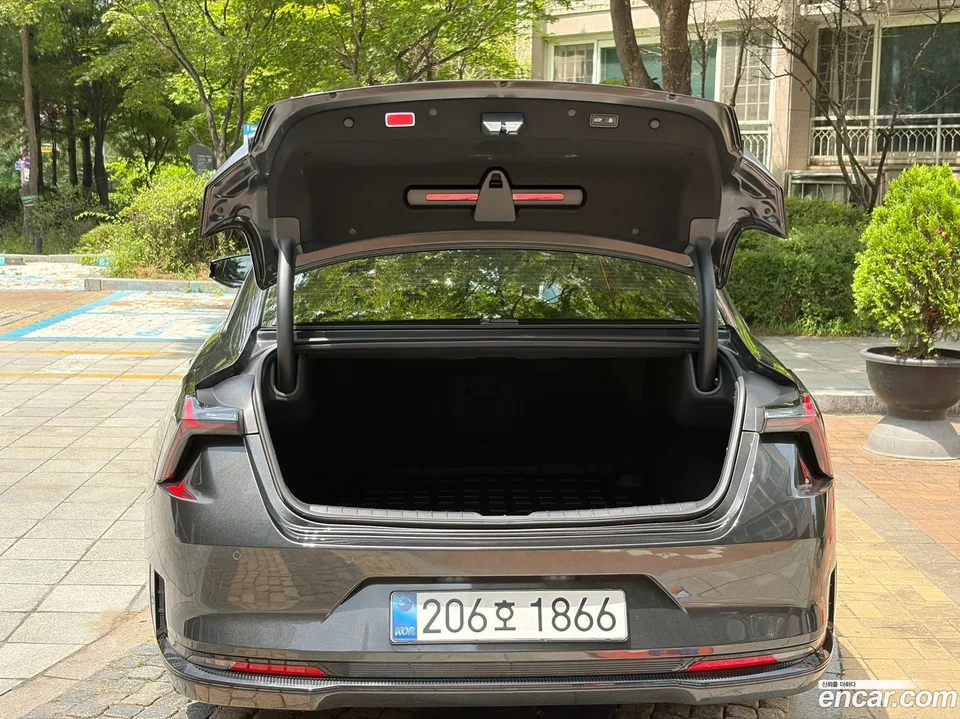 Kia K8 Hybrid 2025 — thumbnail 2