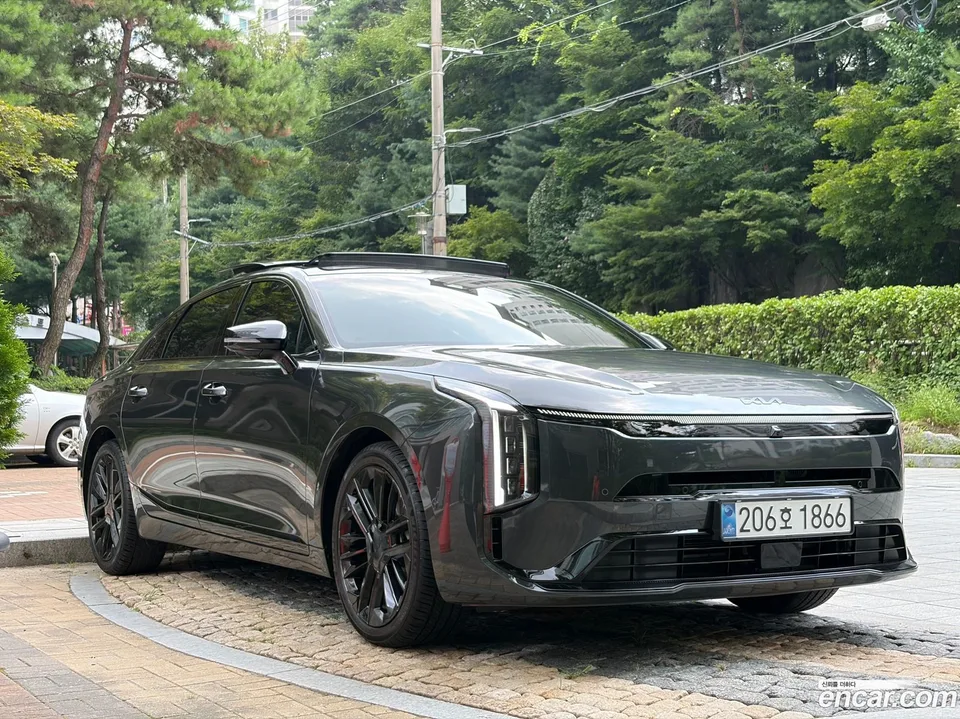 Kia K8 Hybrid 2025 — thumbnail 3