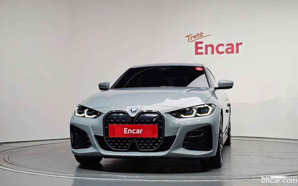 BMW i4 eDrive40 M 2022 — thumbnail 3