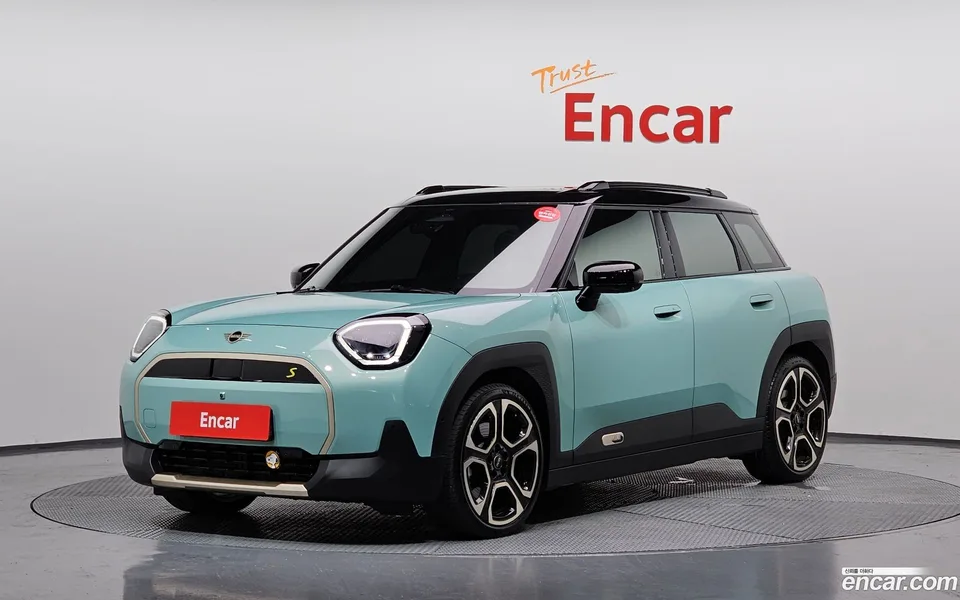 MINI Aceman 2025