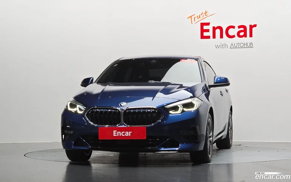 BMW 2 Series Gran Coupe 220i 2023 — thumbnail 3