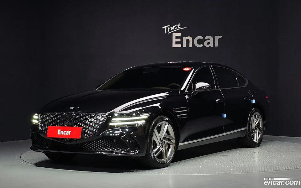 Genesis G80 2.5 AWD 2025 — фото 1, купить с доставкой в Москву
