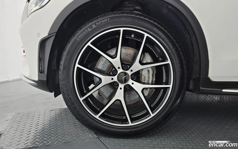 Mercedes-Benz GLC-Class AMG GLC43 4MATIC 2022 — thumbnail 5