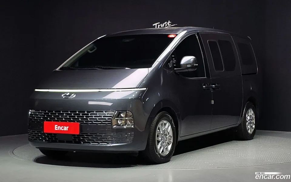 Hyundai Staria 2022