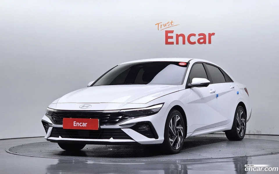 Hyundai Avante CN7 Hybrid 2024 — photo 1, buy with delivery to Moscow