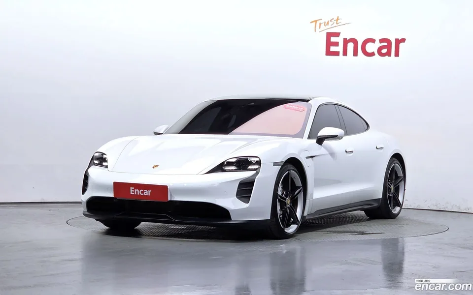 Porsche Taycan GTS 2024 — photo 1, buy with delivery to Moscow