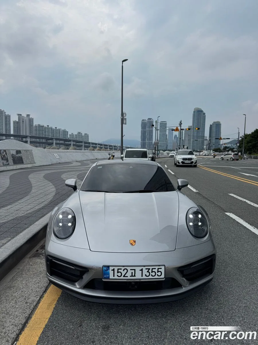 Porsche 911 (992) GTS 2024 — thumbnail 3