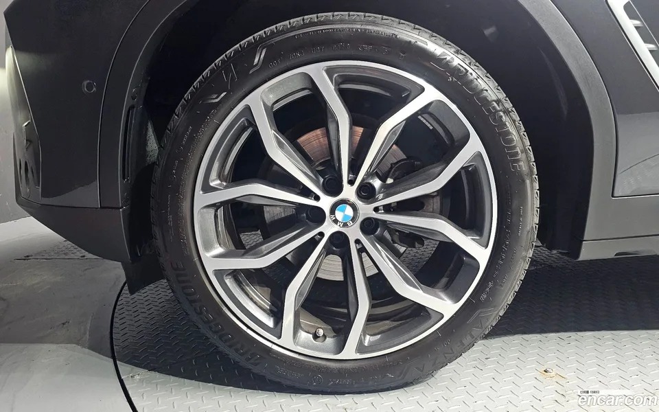 BMW X4 xDrive20i xLine 2024 — thumbnail 5