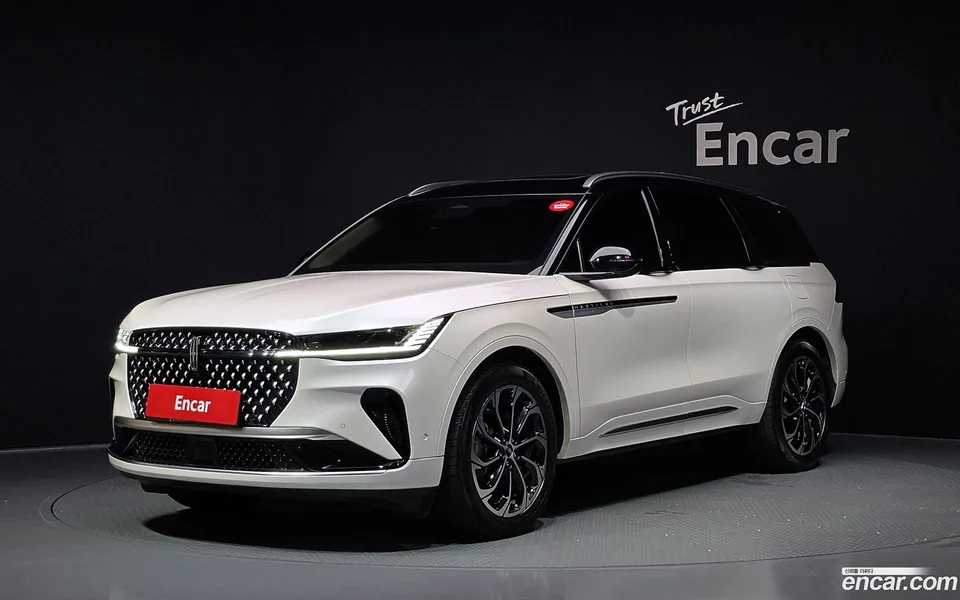 Lincoln Nautilus 2.0 AWD 2024 — photo 1, buy with delivery to Moscow