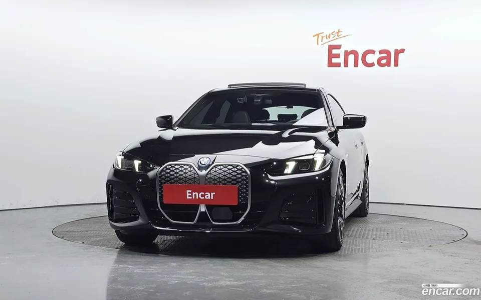 BMW i4 eDrive40 M 2026 — thumbnail 3