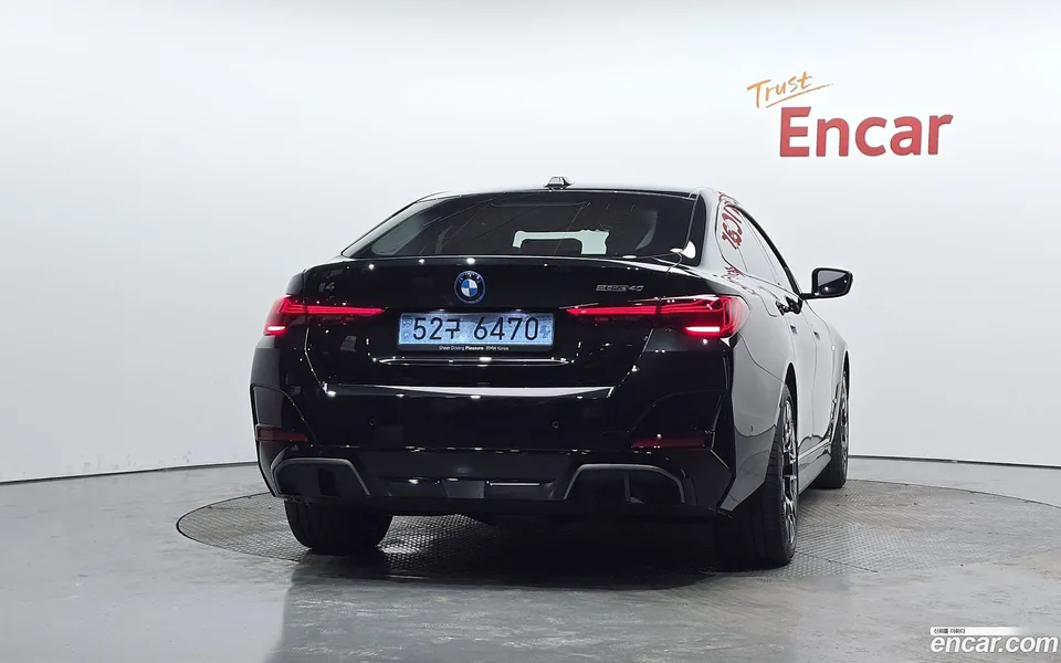 BMW i4 eDrive40 M 2026 — thumbnail 4