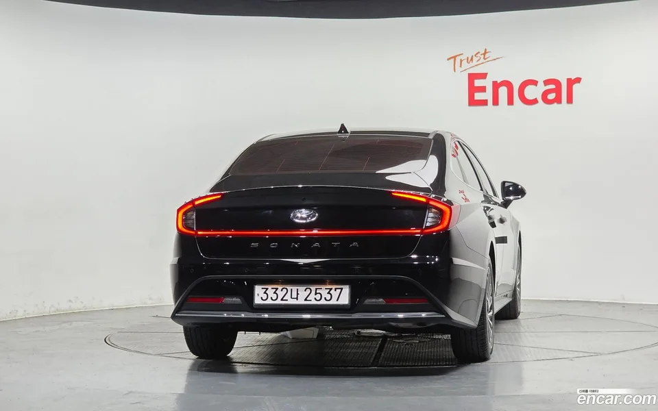 Hyundai Sonata Hybrid 2022 — thumbnail 4