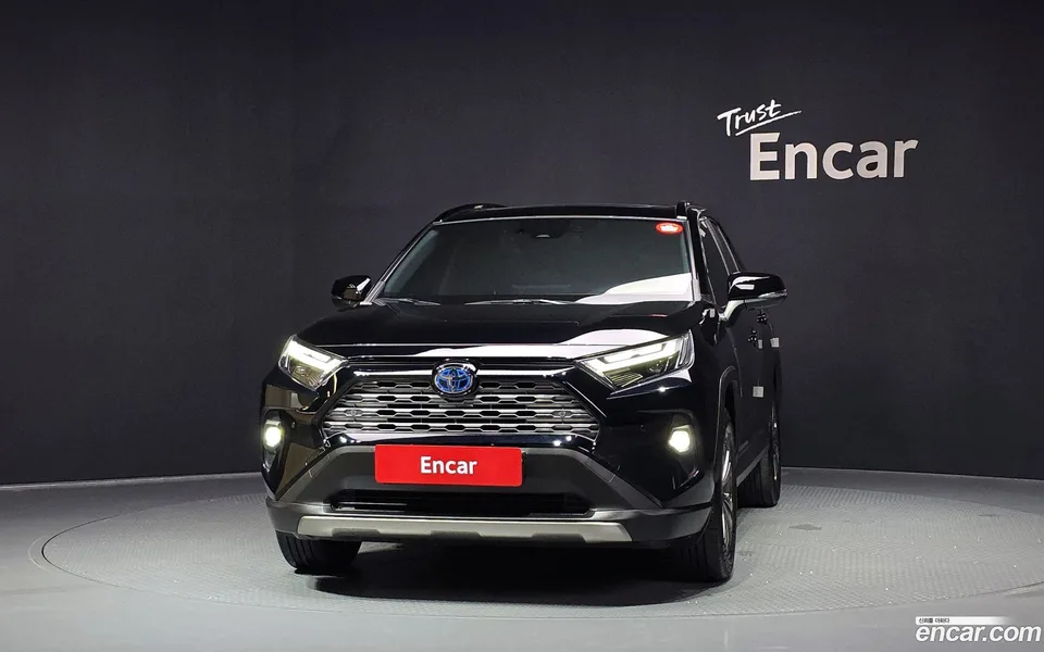 Toyota RAV4 2.5 4WD LTD 2024 — thumbnail 3