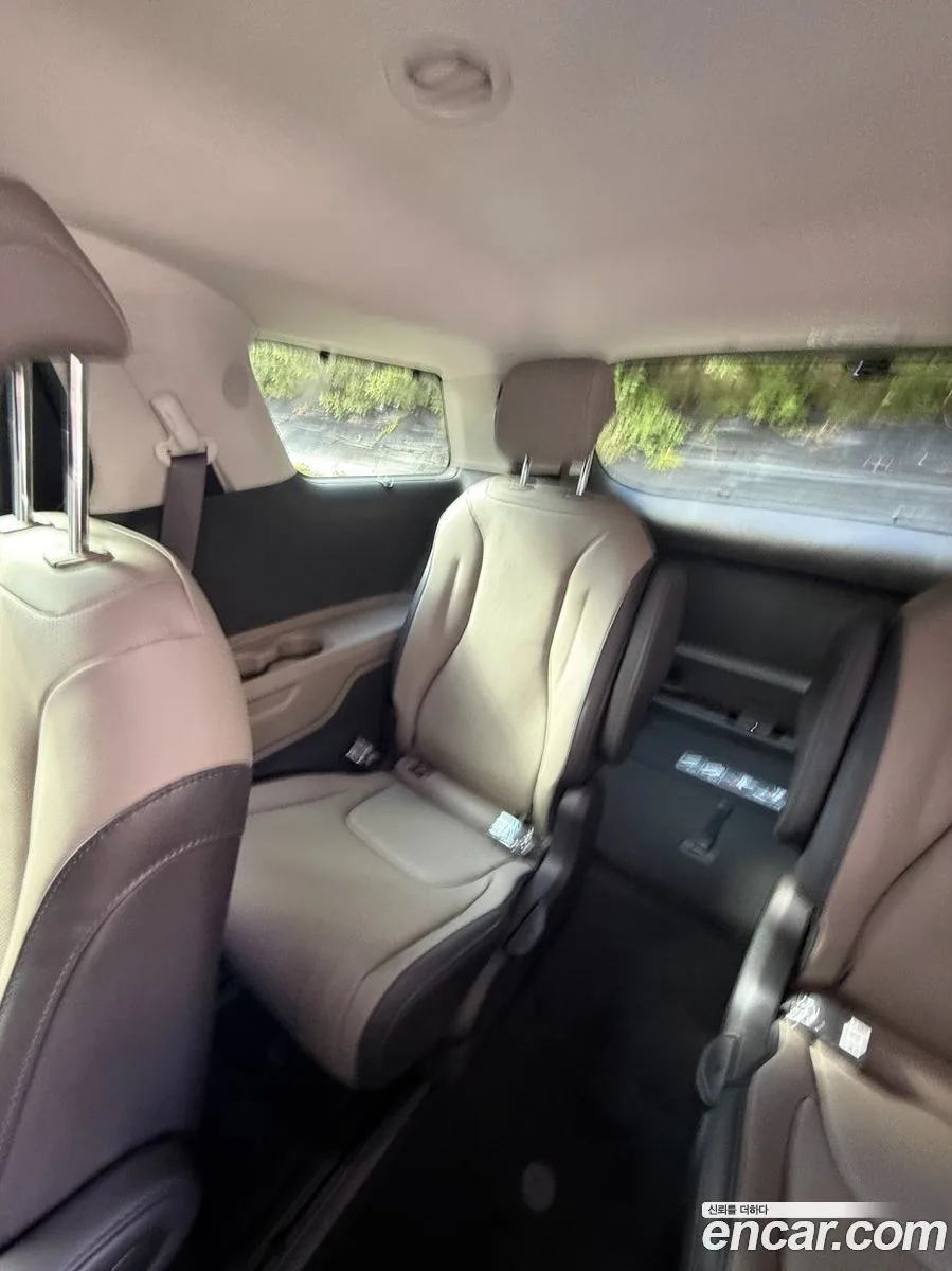 Kia Carnival HEV 9 2026 — thumbnail 2