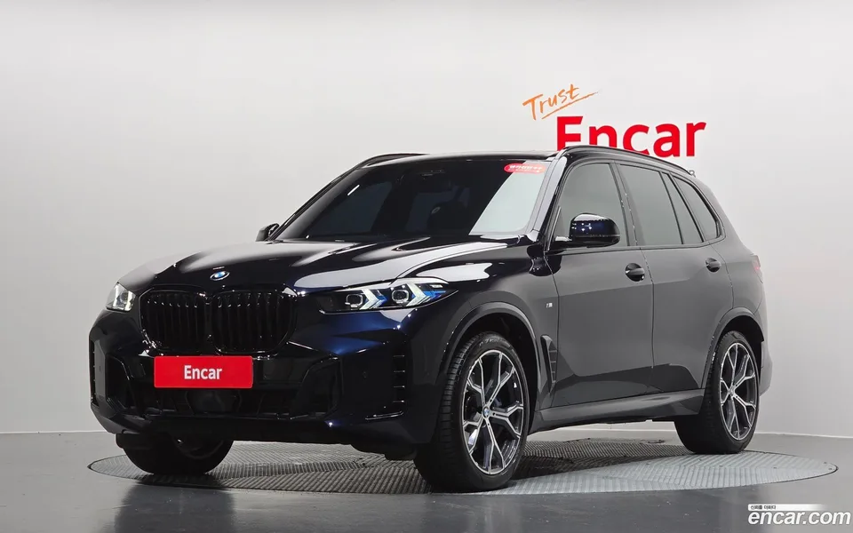 BMW X5 xDrive 30d M 2025 — photo 1, buy with delivery to Moscow