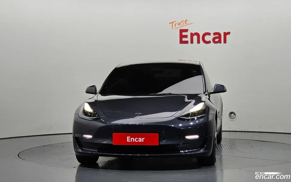 Tesla Model 3 AWD 2022 — thumbnail 3