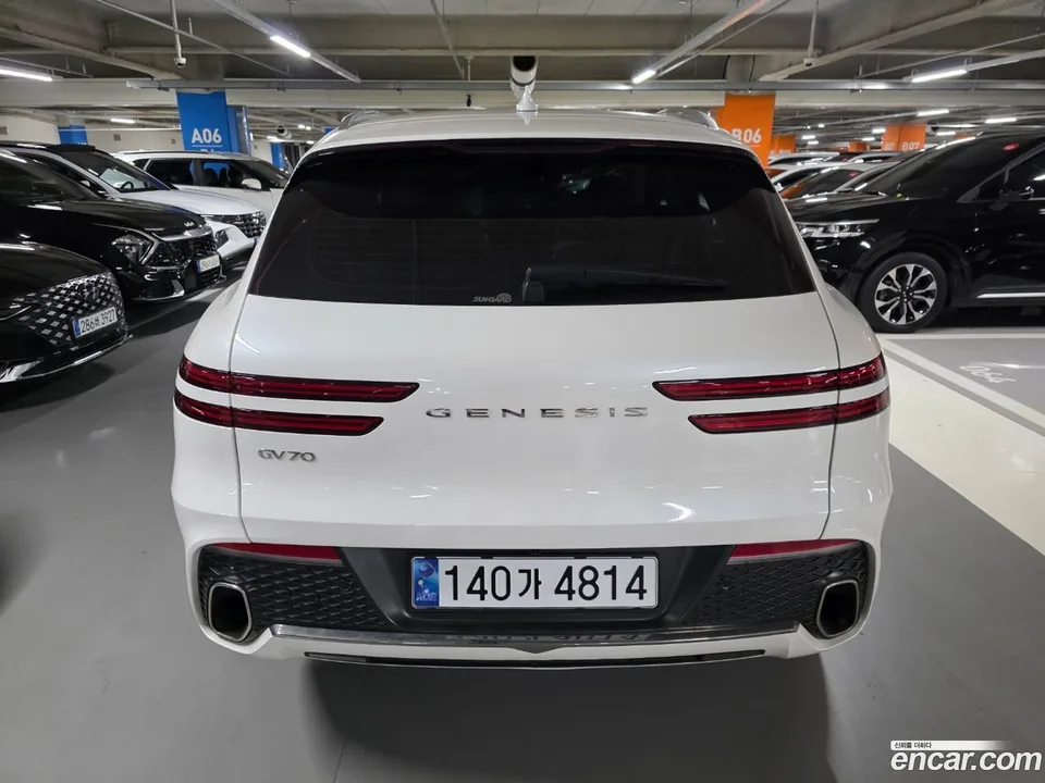 Genesis GV70 2.5T 2WD 2023 — thumbnail 3