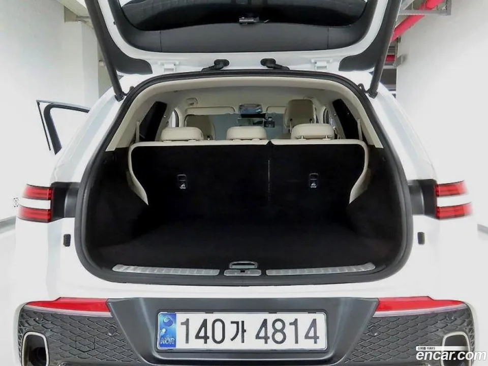 Genesis GV70 2.5T 2WD 2023 — thumbnail 5