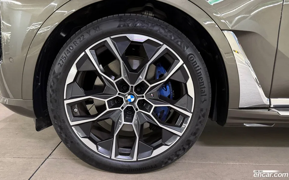 BMW X7 xDrive 40i M 6 2026 — миниатюра 2
