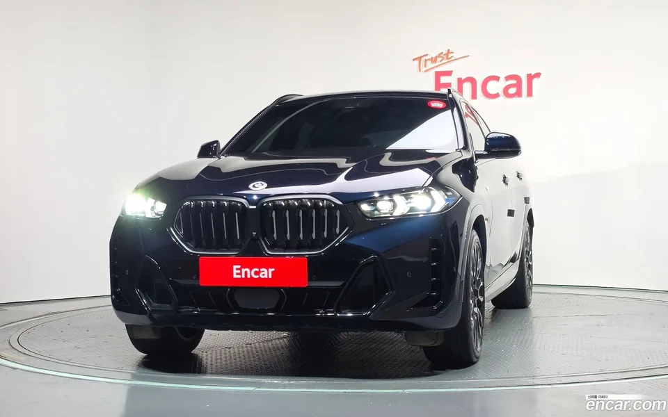 BMW X6 xDrive40i M 2023 — thumbnail 3