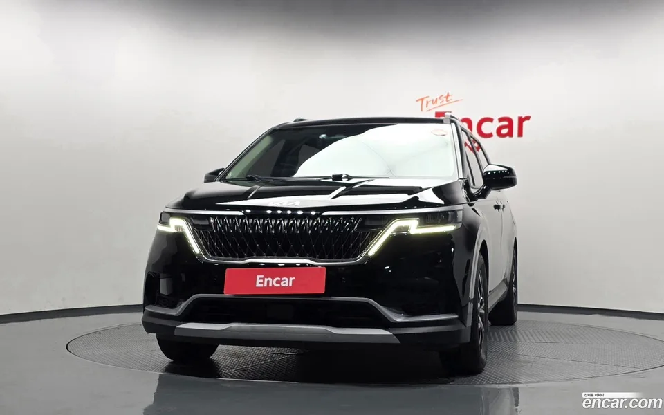 Kia Carnival 9 2022 — thumbnail 3